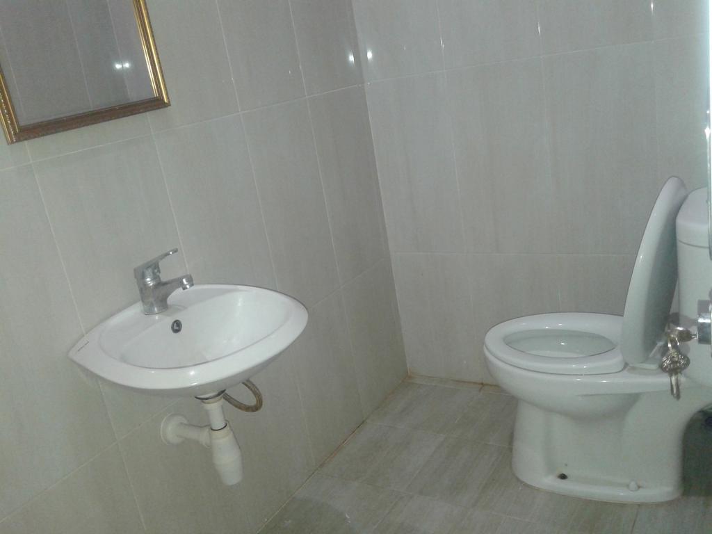 Eljie Hotel Syariah Gorontalo Exteriör bild